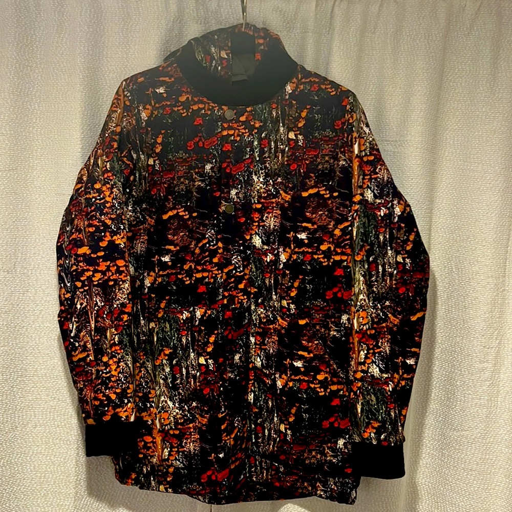 NWOT very unique jacket! Just changing my color scheme for the season!